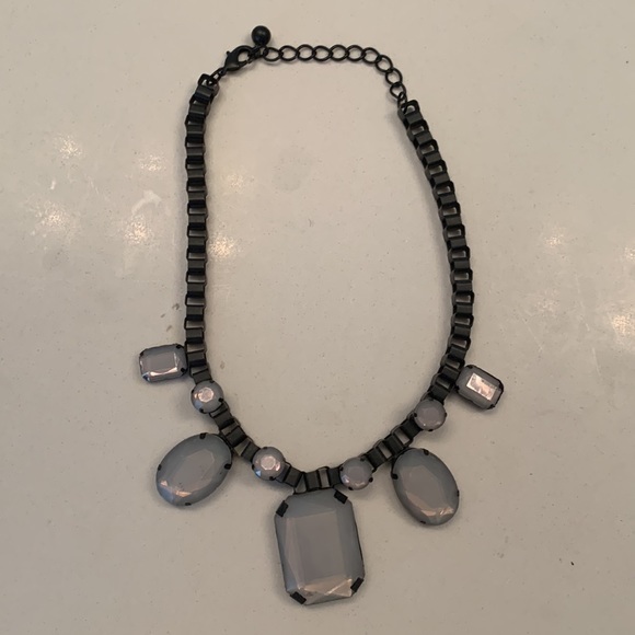 Dramatic Statement Necklace!!! - Picture 2 of 6